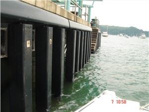 HDPE Composite Fender staurar